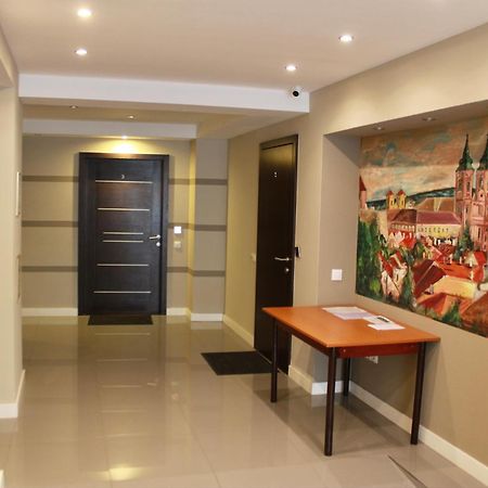 Klapka-Lak Apartman Eger Esterno foto