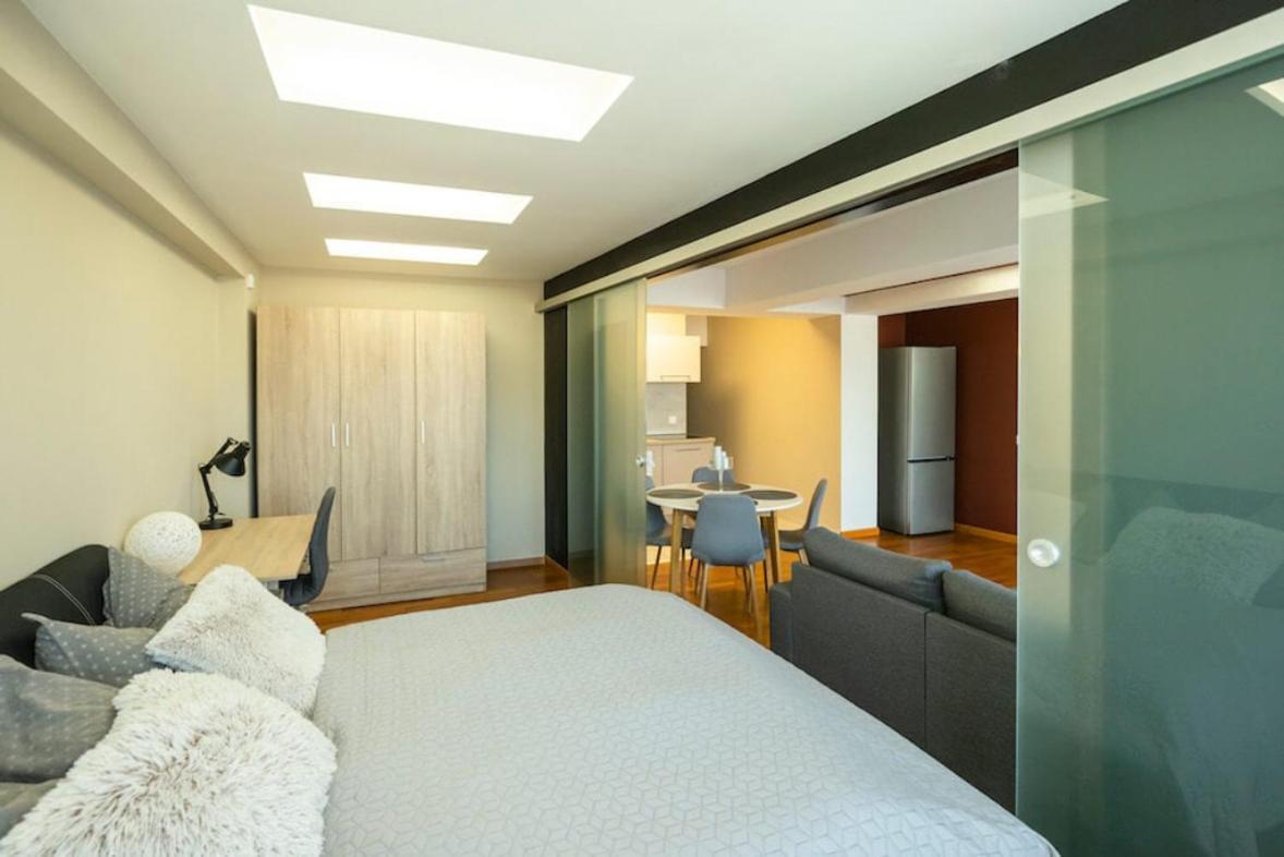 Klapka-Lak Apartman Eger Esterno foto
