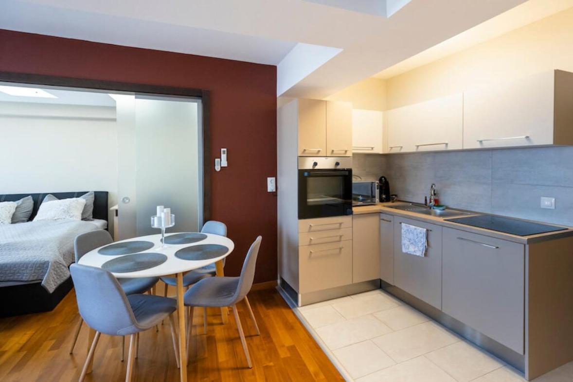 Klapka-Lak Apartman Eger Esterno foto