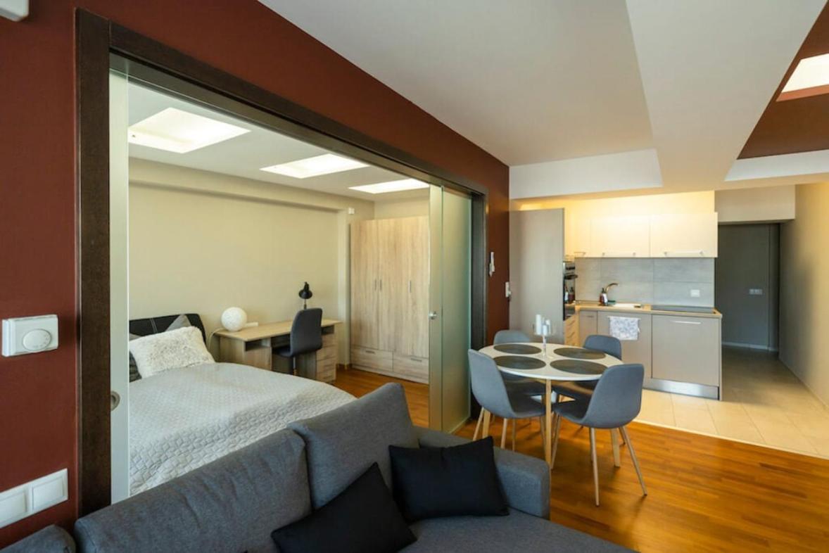 Klapka-Lak Apartman Eger Esterno foto