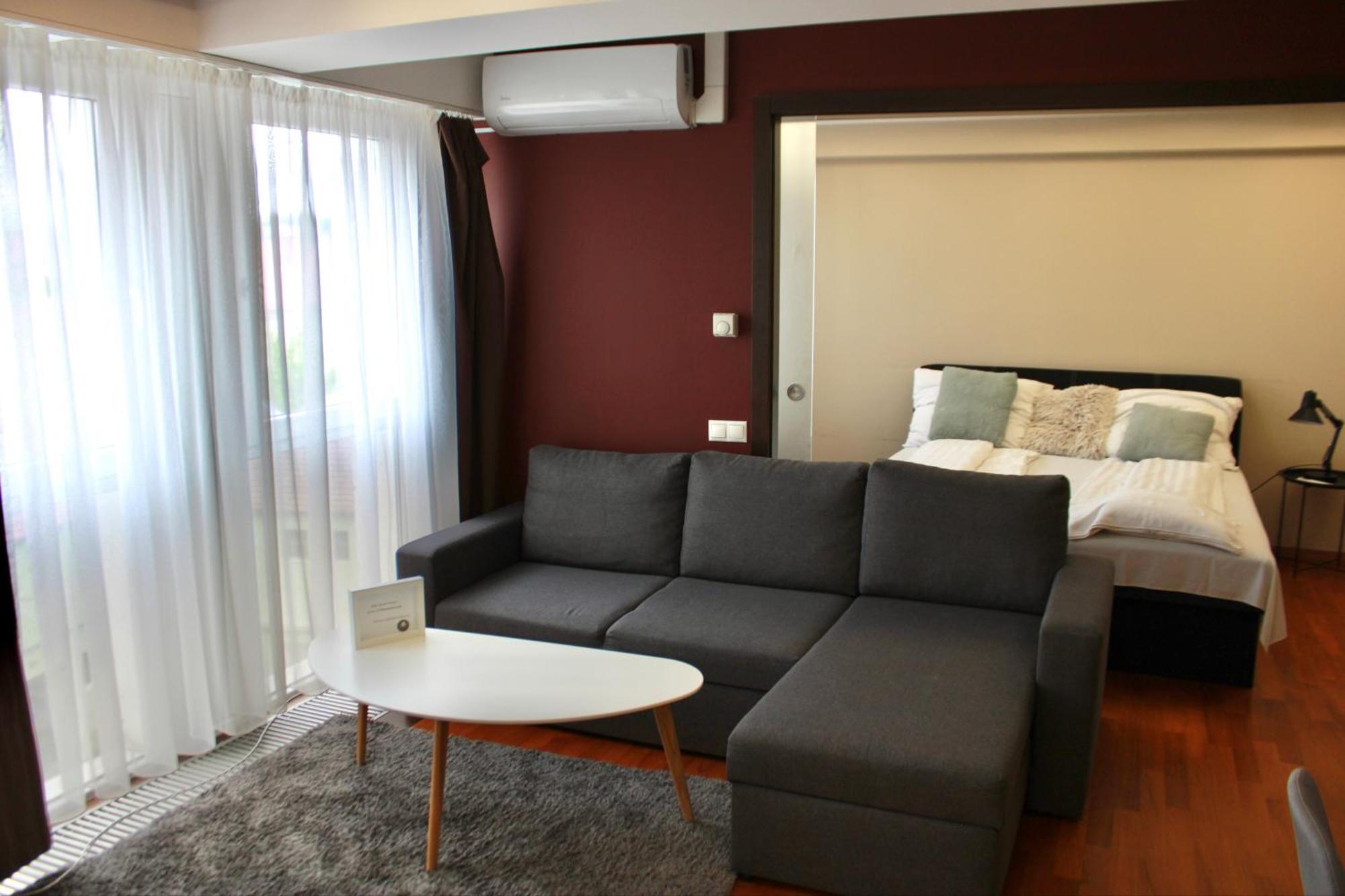 Klapka-Lak Apartman Eger Esterno foto