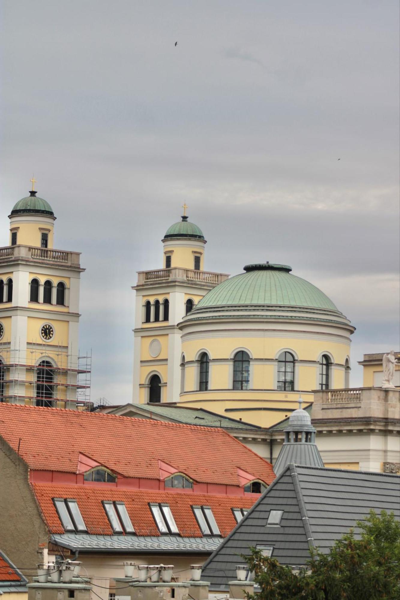 Klapka-Lak Apartman Eger Esterno foto